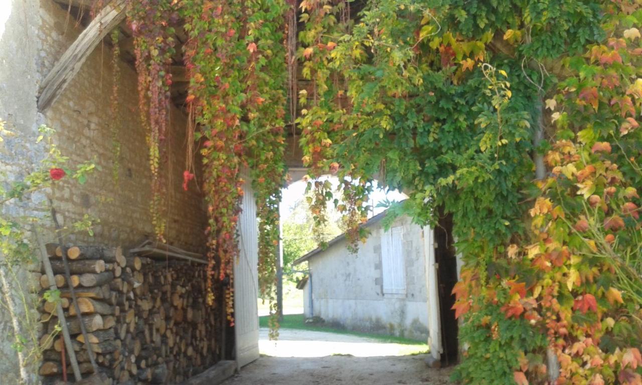 Le Clos Beldane Bed & Breakfast Le Tatre Exterior photo